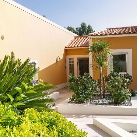 Casa Amarela - Countryside By Lovelystay