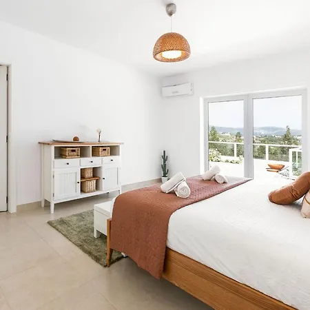 Casa Amarela - Countryside By Lovelystay *